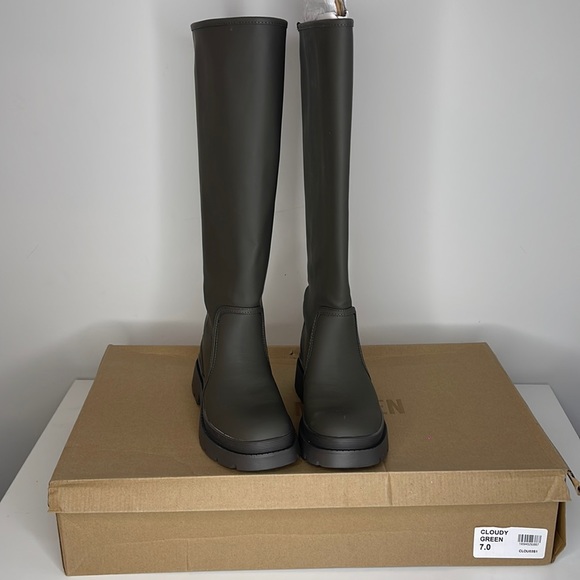 Steve Madden Boots - Picture 2 of 8